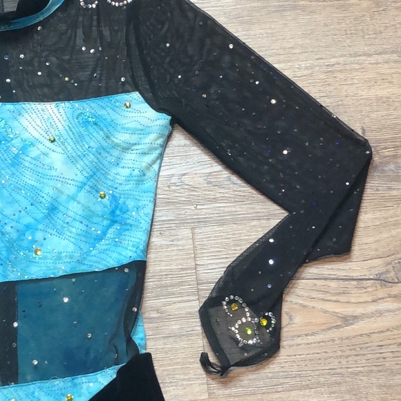 Dance Sophisticates Velvet  & Mesh Dance Pant Suit - Picture 6 of 15